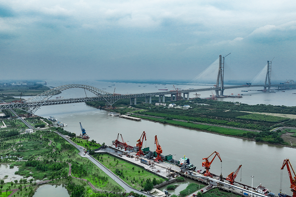 常泰長(zhǎng)江大橋全景照片.jpg